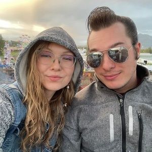 Meet your Posher, Jenna